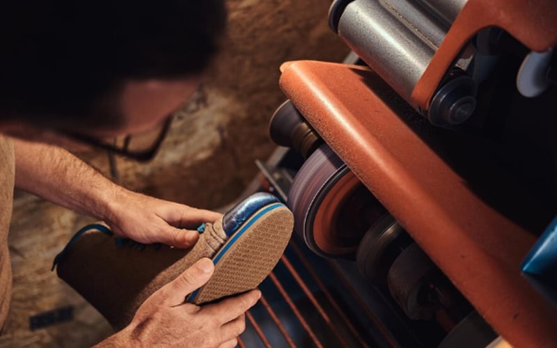 using rubber to make shoes