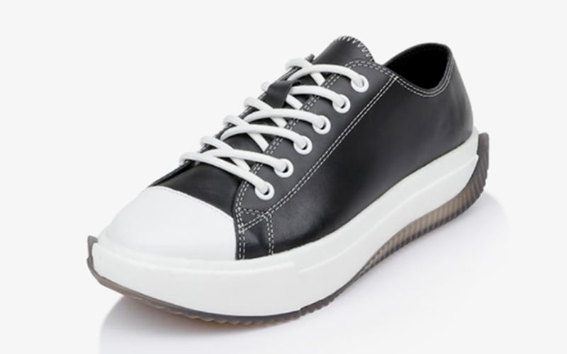 Pam Black Sneaker