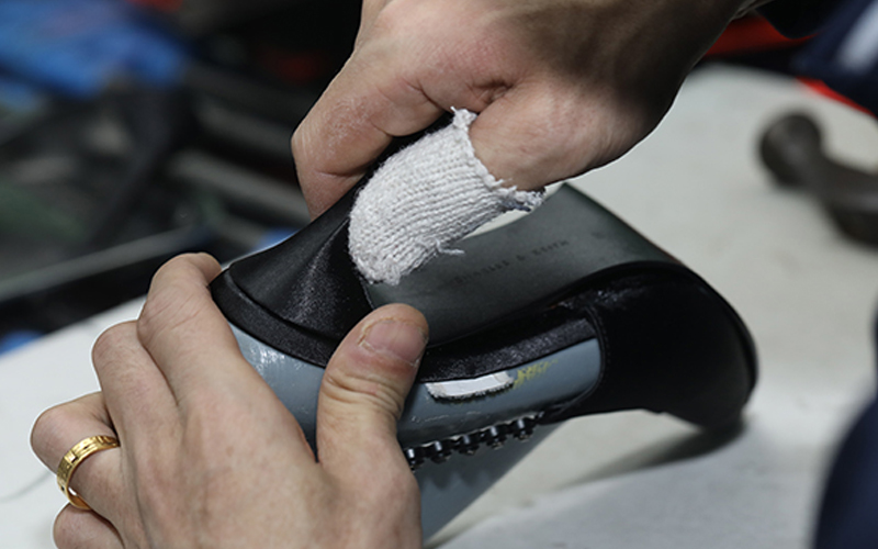 Wholesale shoes production